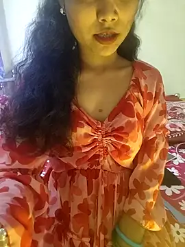 Snapshot of Snaya-baby chatting on 09-18-25, 09:12 Snaya-baby online show from 09-18-25, 09:12