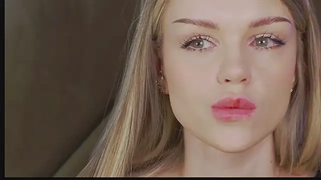 MarilynNova online show from 03-23-26, 04:23