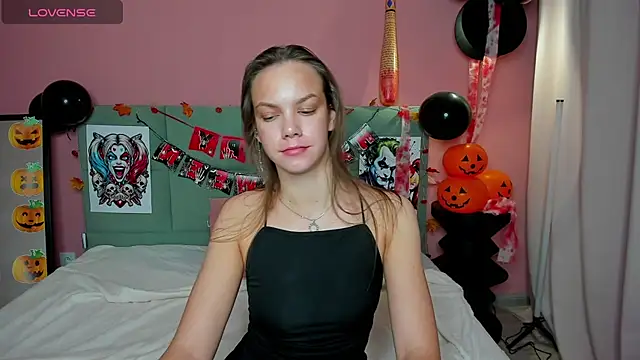 Vickie Smith online show from 10-24-25, 08:35