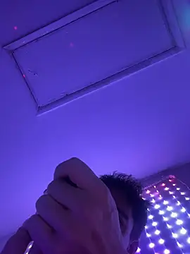 SalemStratton online show from 10-20-25, 02:02