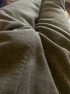 MuzzyFacing online show from 02-06-26, 01:40