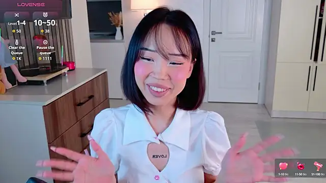 hinarin online show from 09-24-25, 01:35