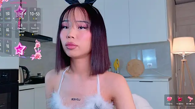 hinarin online show from 09-29-25, 01:56