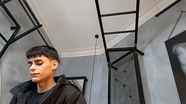 Dani mc1 online show from 12-15-25, 11:38