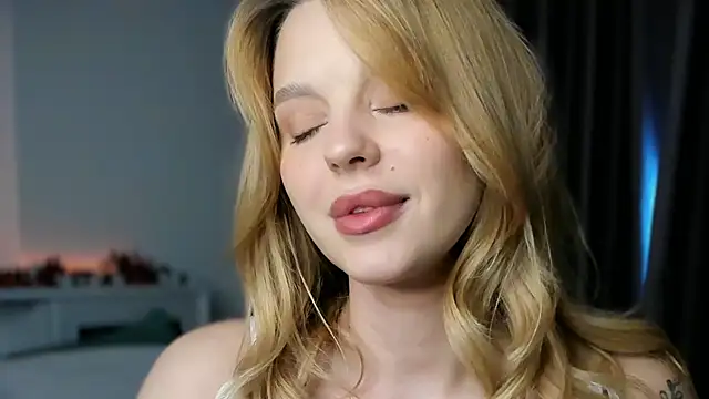 LilyFlamee online show from 01-07-26, 04:17