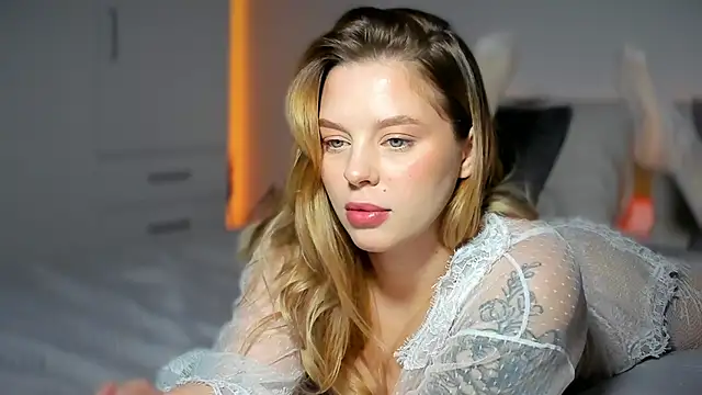 LilyFlamee online show from 03-03-26, 02:57