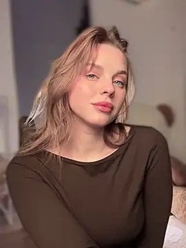 LilyFlamee online show from 10-09-25, 03:56