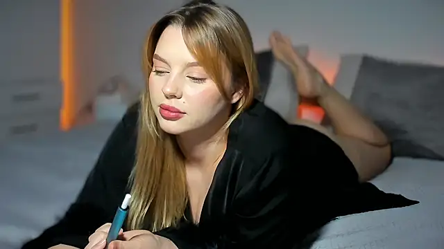 LilyFlamee online show from 03-04-26, 04:15