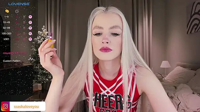 sashaloveyou online show from 12-13-25, 11:00