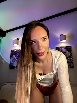 LINA ALL EYES ON YOU online show from 11-15-25, 07:07