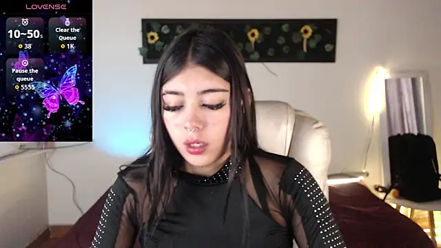 Snapshot of gabriella_live chatting on 10-15-25, 02:14 gabriella live online show from 10-15-25, 02:14