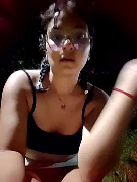 Lily-o online show from 11-13-25, 12:36