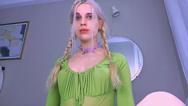 carmen crybaby online show from 09-15-25, 02:01