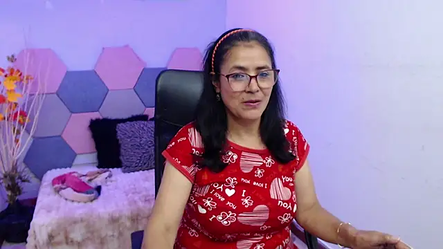 AmandaPeet online show from 11-14-25, 08:23