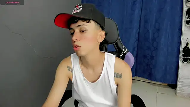 Damien 444 online show from 10-29-25, 03:49