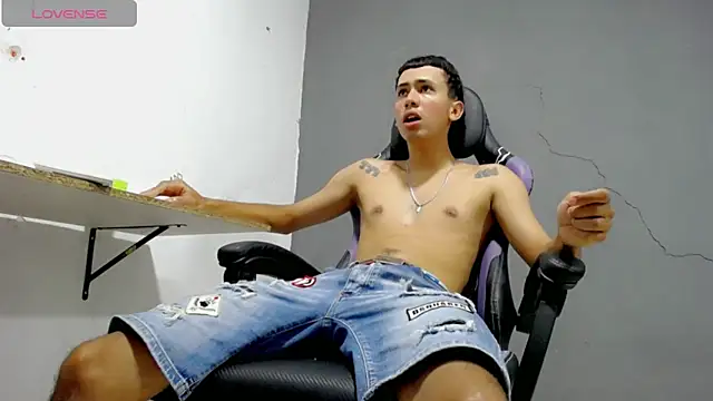 Damien 444 online show from 04-05-26, 08:37