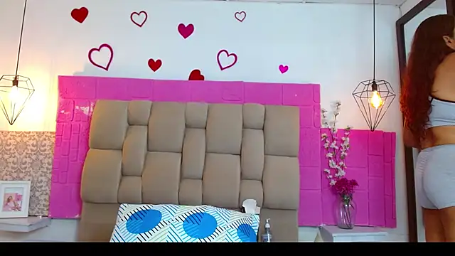 Damary Leon online show from 11-21-25, 07:35