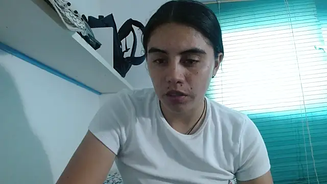 Arieeel 09 online show from 04-13-26, 04:11