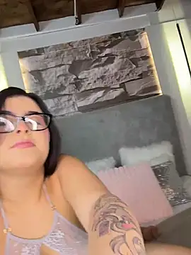 Snapshot of VioletaMaddox chatting on 03-03-26, 07:15 VioletaMaddox online show from 03-03-26, 07:15