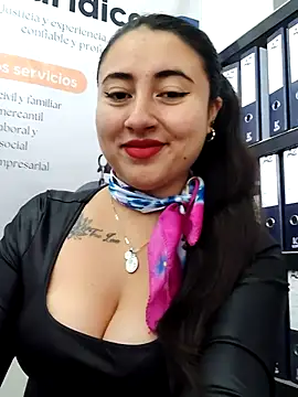 Snapshot of AMATISTA__16 chatting on 05-15-26, 12:36 AMATISTA 16 online show from 05-15-26, 12:36