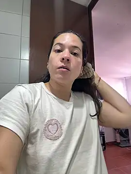 leiablack online show from 06-11-26, 03:42