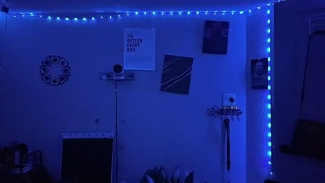 Triggerhappycj100 online show from 04-14-26, 11:21