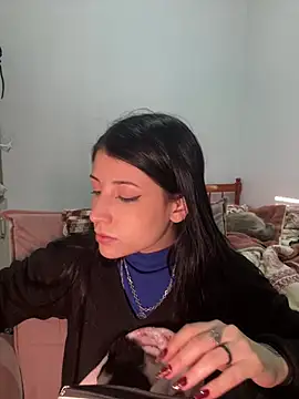 Snapshot of Privad_ravenna chatting on 06-23-26, 06:06 Privad ravenna online show from 06-23-26, 06:06
