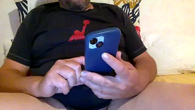 Snapshot of steve669_hot chatting on 06-12-26, 07:22 steve669 hot online show from 06-12-26, 07:22
