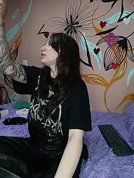 Snapshot of Amber-08 chatting on 10-10-25, 01:45 Amber-08 online show from 10-10-25, 01:45