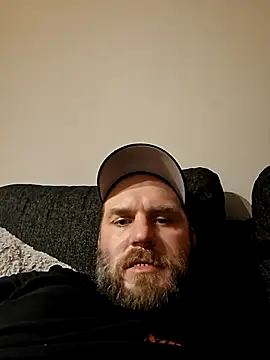 Snapshot of Bamse28 chatting on 11-27-25, 04:18 Bamse28 online show from 11-27-25, 04:18