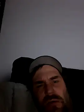 Snapshot of Bamse28 chatting on 10-26-25, 12:00 Bamse28 online show from 10-26-25, 12:00