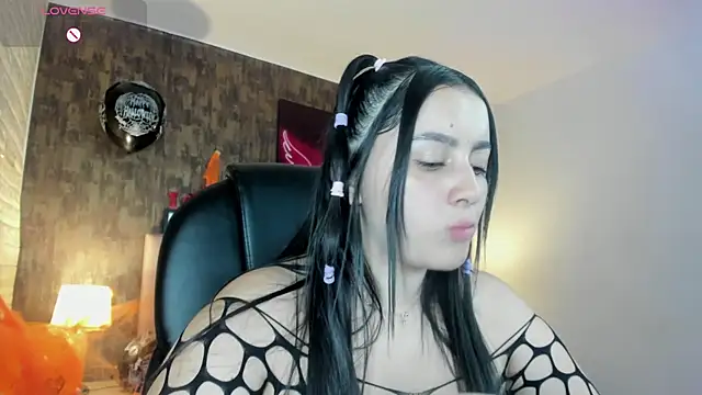 marian  stone online show from 10-23-25, 06:28