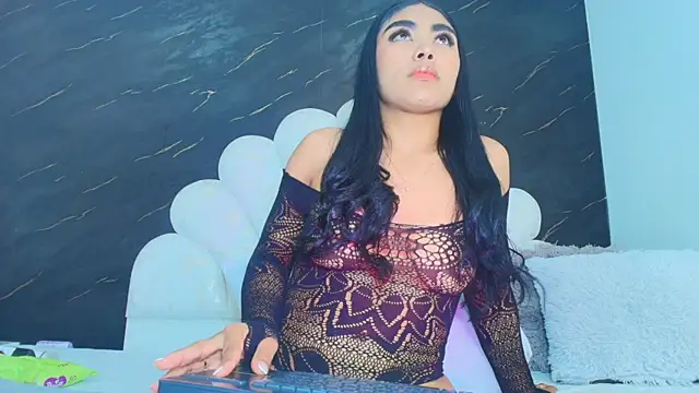 Roxana gomez online show from 04-16-26, 03:07