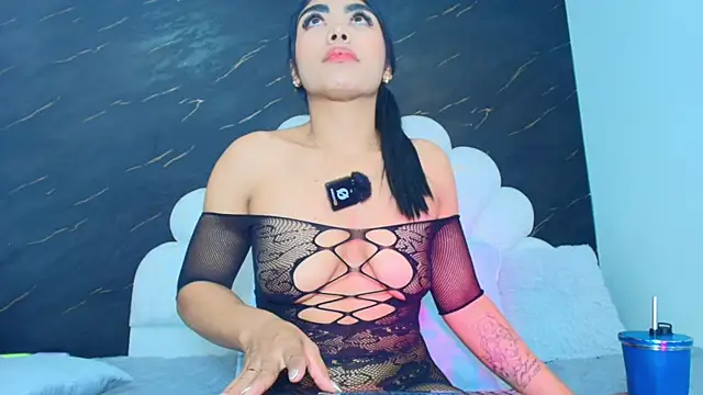 Roxana gomez online show from 04-15-26, 03:23