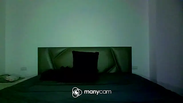 Snapshot of MARRIED-MAN-FETISH chatting on 05-13-26, 11:23 MARRIED-MAN-FETISH online show from 05-13-26, 11:23