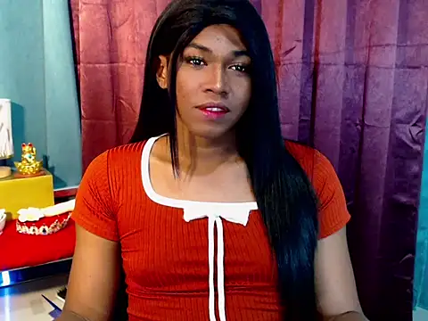 Snapshot of Milagrosa_xx chatting on 05-27-26, 12:56 Milagrosa xx online show from 05-27-26, 12:56
