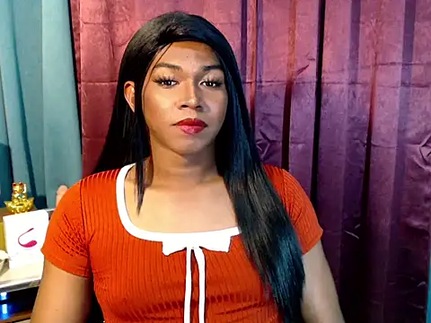 Snapshot of Milagrosa_xx chatting on 06-25-26, 06:35 Milagrosa xx online show from 06-25-26, 06:35