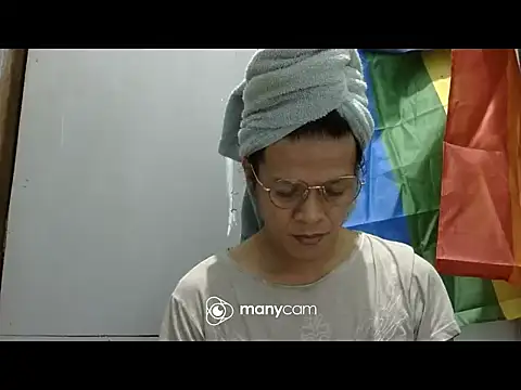 juicycum069 online show from 11-05-25, 01:31