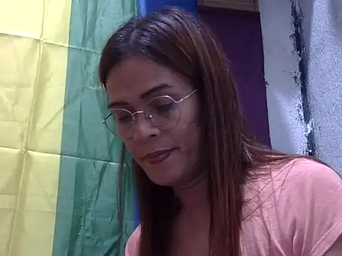 juicycum069 online show from 07-12-26, 11:55