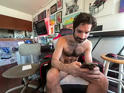 Snapshot of Pupscritch chatting on 02-24-26, 06:53 Pupscritch online show from 02-24-26, 06:53