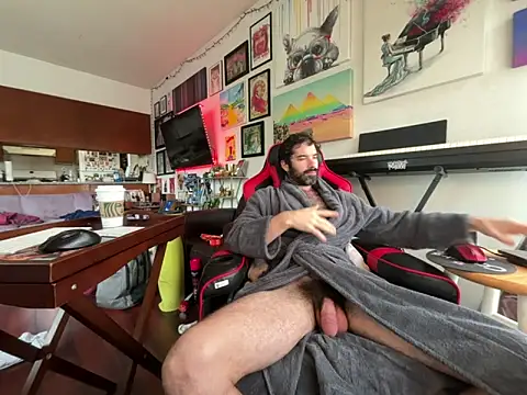 Snapshot of Pupscritch chatting on 02-20-26, 04:20 Pupscritch online show from 02-20-26, 04:20