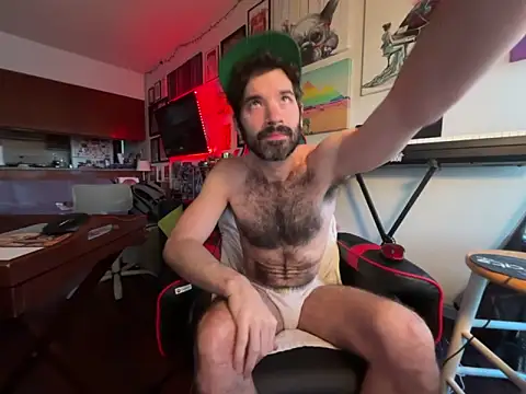 Snapshot of Pupscritch chatting on 02-13-26, 02:50 Pupscritch online show from 02-13-26, 02:50