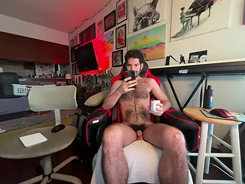 Pupscritch online show from 04-14-26, 01:49