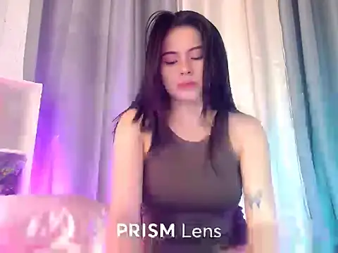 Urasian ladybug online show from 03-27-26, 04:32