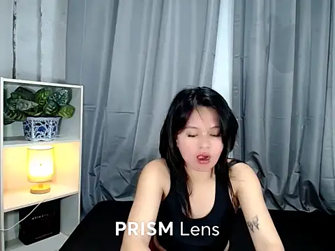 Urasian ladybug online show from 10-10-25, 05:52