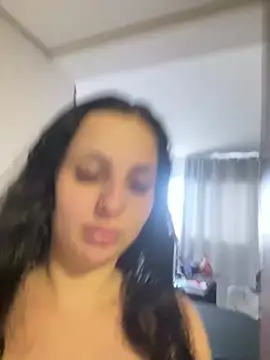 yumi-hot online show from 04-05-26, 03:30