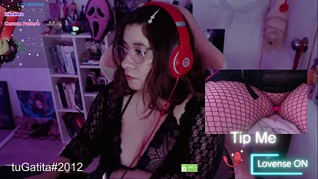 Pink girl0n online show from 10-19-25, 12:46