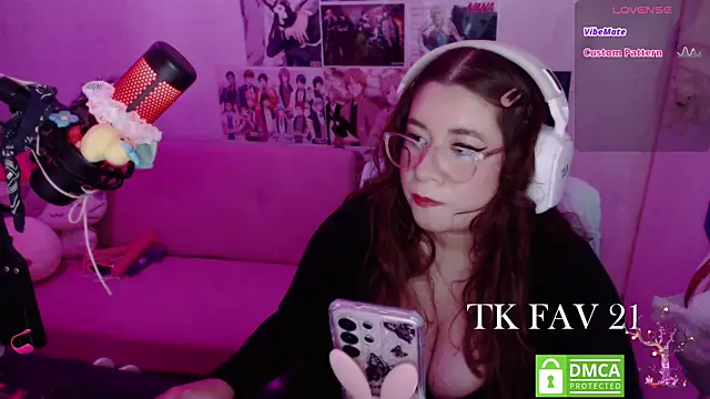 Pink girl0n online show from 07-06-26, 03:35