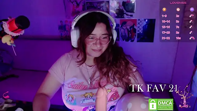 Pink girl0n online show from 05-28-26, 08:44