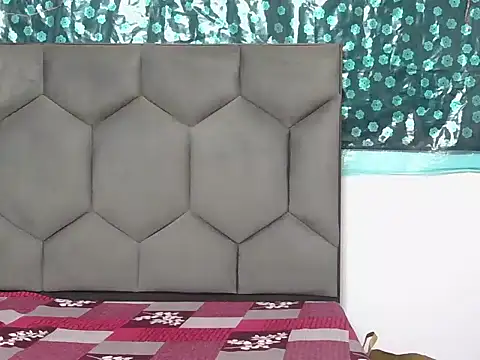 Diyaa Singh online show from 02-25-26, 02:17